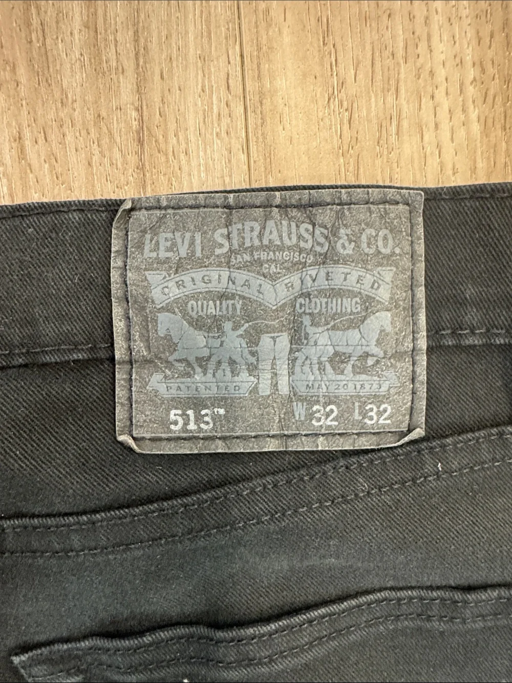 Levi's 513 Men's Black Slim Jeans - 32x32 Straight Leg